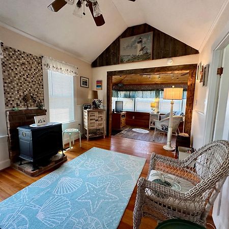7 Beachside Inn ハンプトン エクステリア 写真